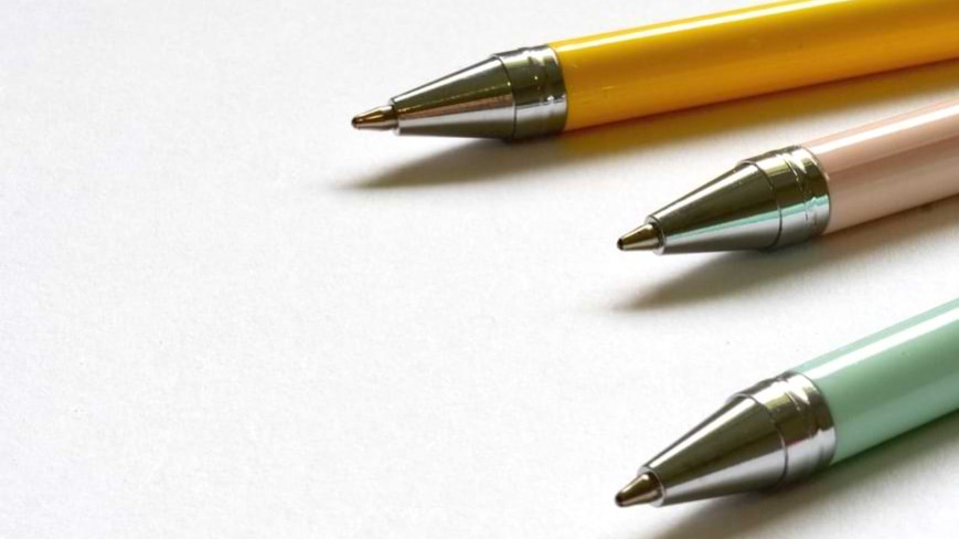 Perché regalare una penna personalizzata: vantaggi e occasioni